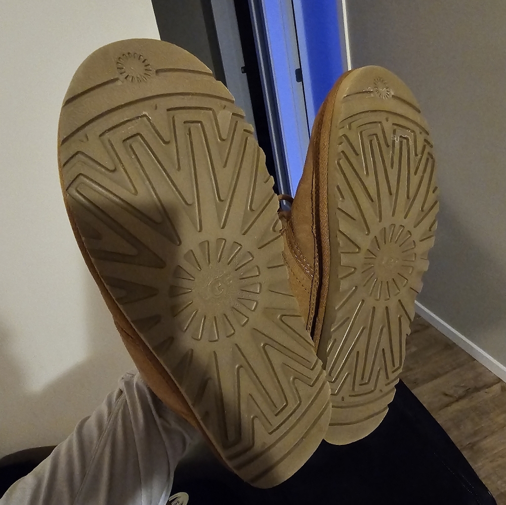 Neumel Uggs